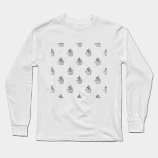 pattern with line art style cupcakes Long Sleeve T-Shirt